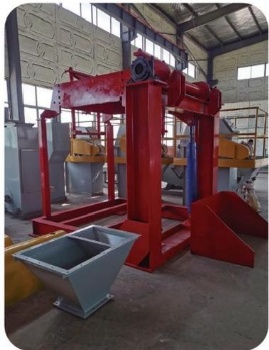 Hydraulic turnover machine